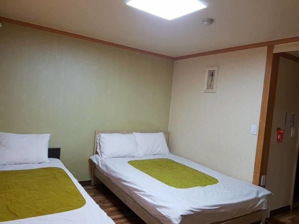 Green And Blue Hotel Pyeongchang Eksteriør bilde